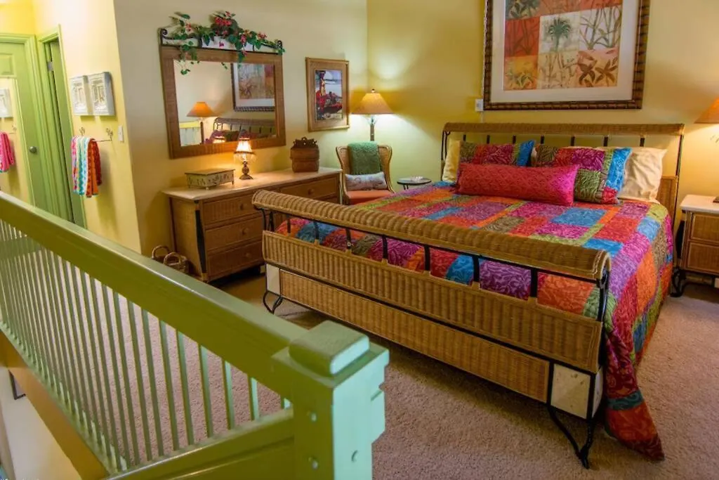 Hale Mahina A406- Top Floor Oceanfront 2Bed Condo, Expansive Views Кахана Апартаменты