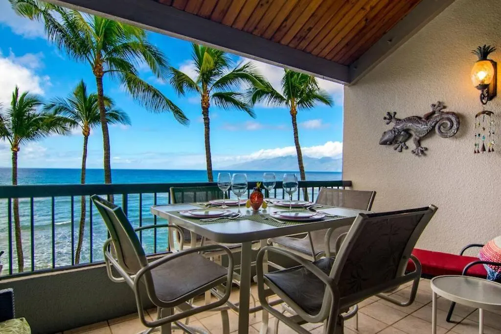Hale Mahina A406- Top Floor Oceanfront 2Bed Condo, Expansive Views Кахана Апартаменты